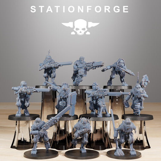 Scavenger Halflings by Station Forge